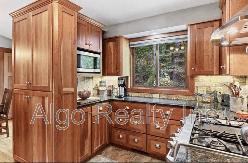 House for rent at 6471 Bay Dr, Eden Prairie, MN 55346