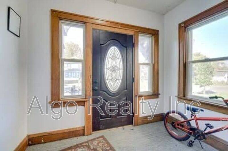 Apartment for rent at 2646 Dupont Ave N #2, Minneapolis, MN 55411