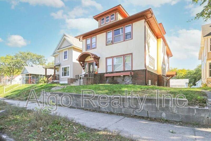 Apartment for rent at 2646 Dupont Ave N #2, Minneapolis, MN 55411