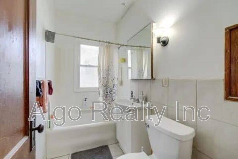 Apartment for rent at 2646 Dupont Ave N #2, Minneapolis, MN 55411