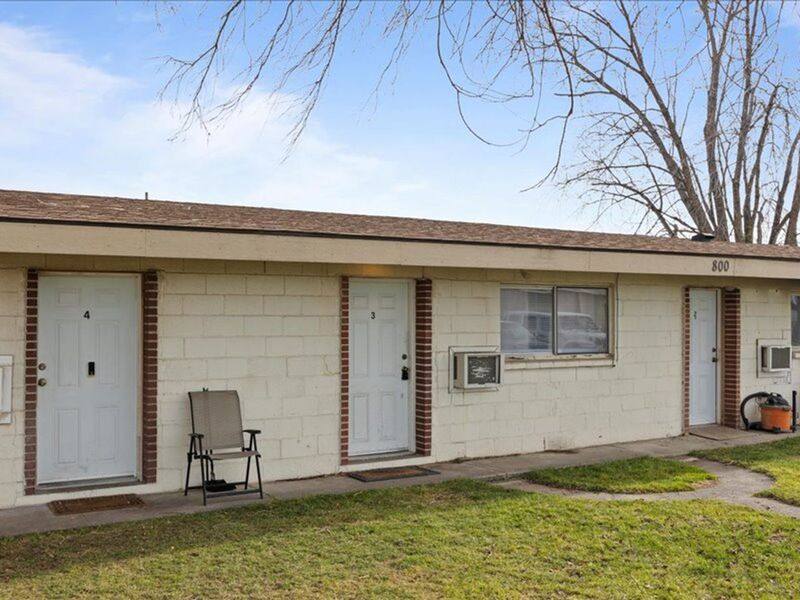Apartment for rent at 800 N Irving St #3, Kennewick, WA 99336