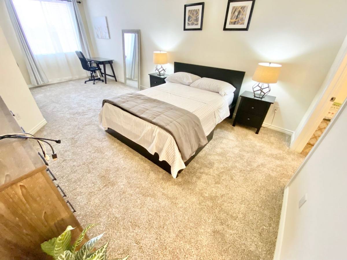 Condo for rent at 39 E Agate, Las Vegas, NV 89123