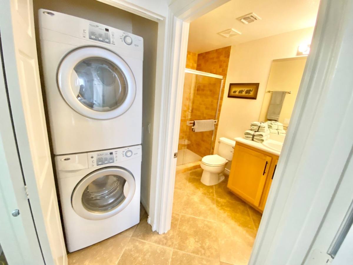 Condo for rent at 39 E Agate, Las Vegas, NV 89123