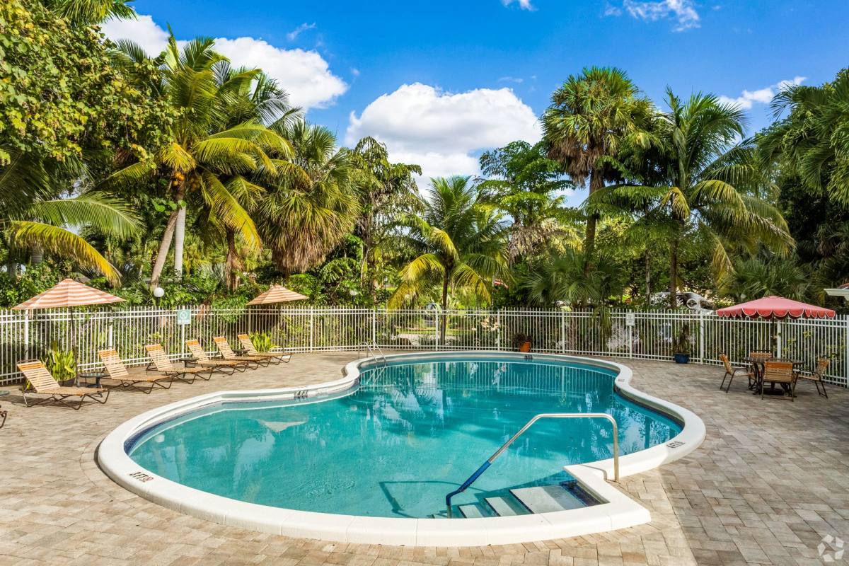 Condo for rent at 201-251-271 Bonnie Blvd, Lake Worth, FL 33461