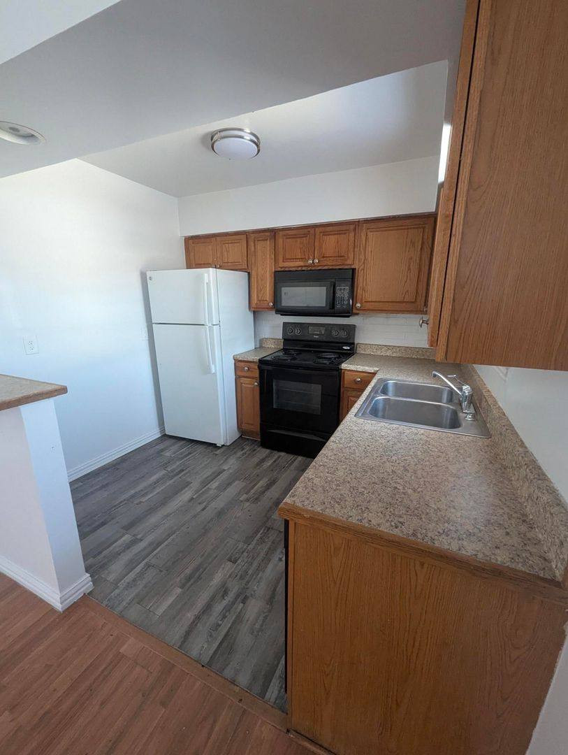 Apartment for rent at 1728 Fitzhugh Ave, Dallas, TX 75204