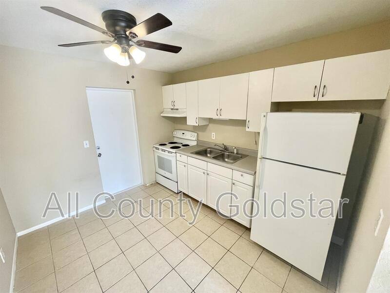 Apartment for rent at 9490 Tacoma Ave #B, Englewood, FL 34224