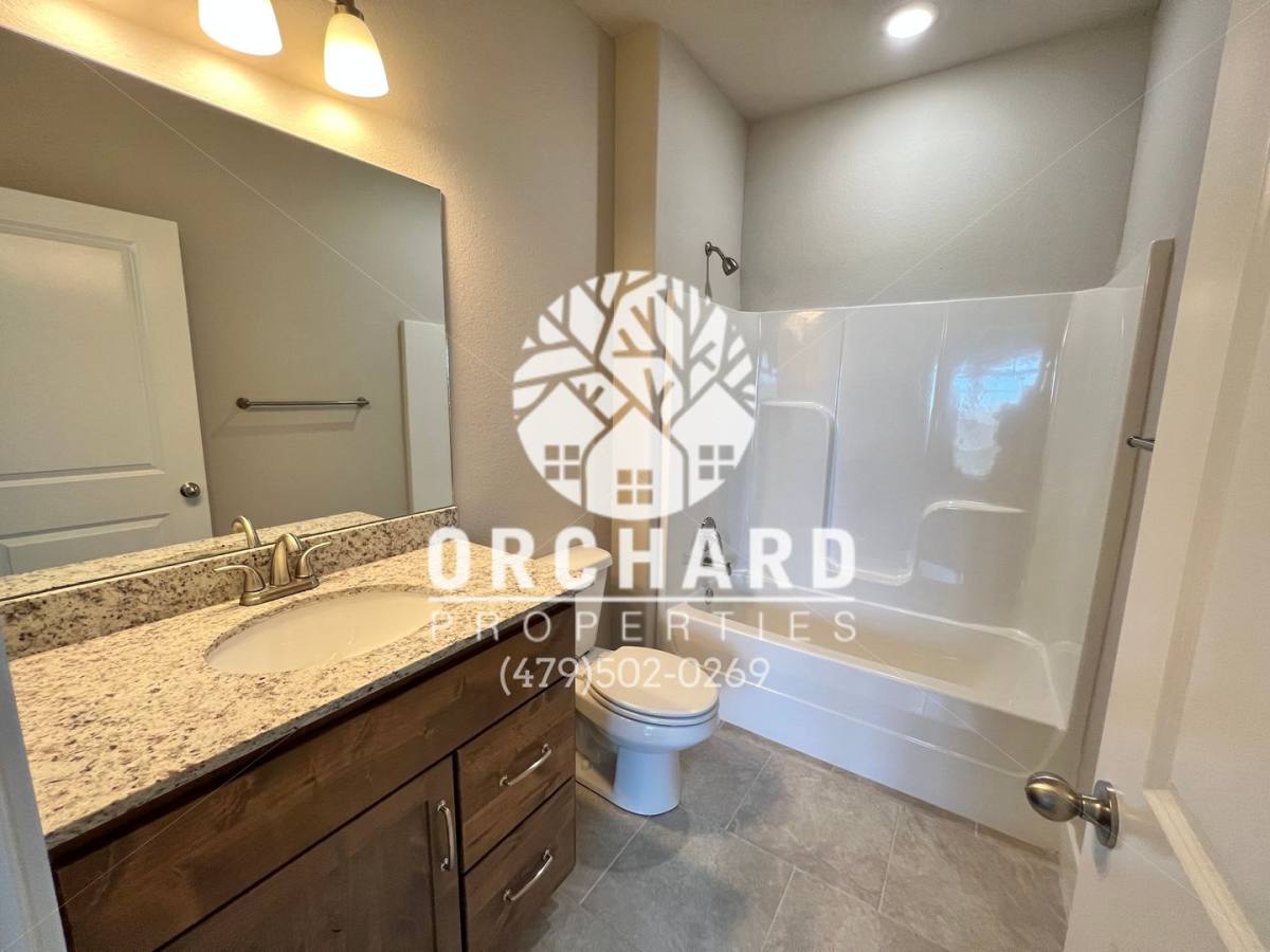 Apartment for rent at 3012-3022 N Conway Dr, Siloam Springs, AR 72761