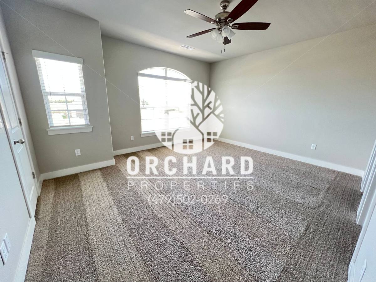Apartment for rent at 3012-3022 N Conway Dr, Siloam Springs, AR 72761