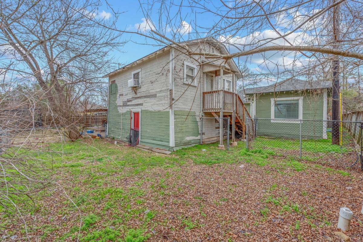 Apartment for rent at 304 N Haswell Dr, Bryan, TX 77803