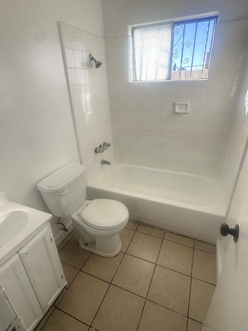 Apartment for rent at 7104 S San Pedro St, Los Angeles, CA 90003