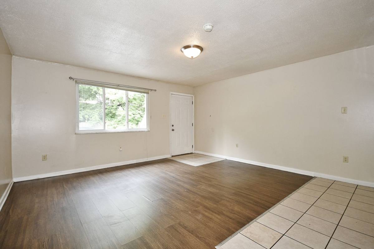 Apartment for rent at 1100 Oneil Blvd, McKeesport, PA 15132