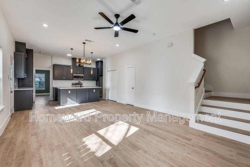 House for rent at 835 Stamps Ave, Fort Worth, TX 76114