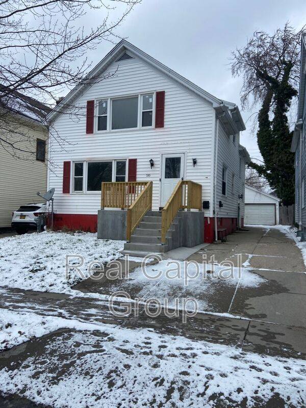 Apartment for rent at 180 Euclid Ave #2, Buffalo, NY 14217