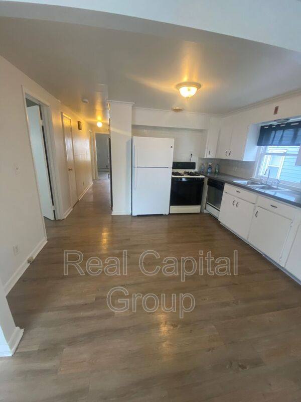 Apartment for rent at 180 Euclid Ave #1, Buffalo, NY 14217