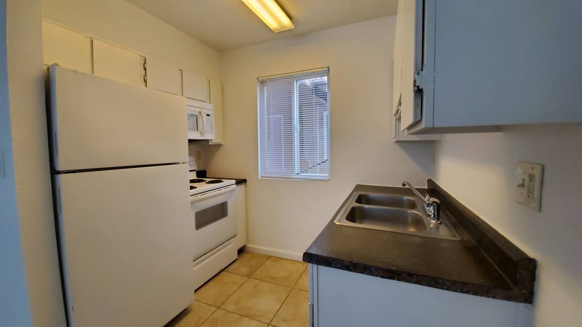 Apartment for rent at 213 E Foster Ave, Henderson, NV 89011
