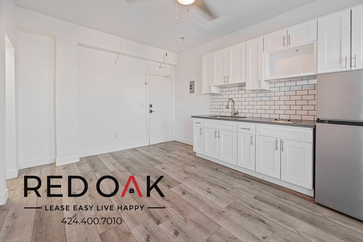 Condo for rent at 744 Beacon Ave #414, Los Angeles, CA 90017