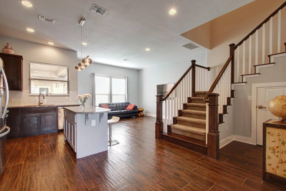 Townhouse for rent at 4617 Mattie St, Austin, TX 78723