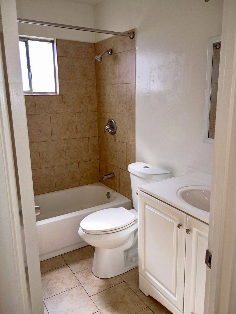Apartment for rent at 1411-1433 N Palm Ave, Fresno, CA 93728