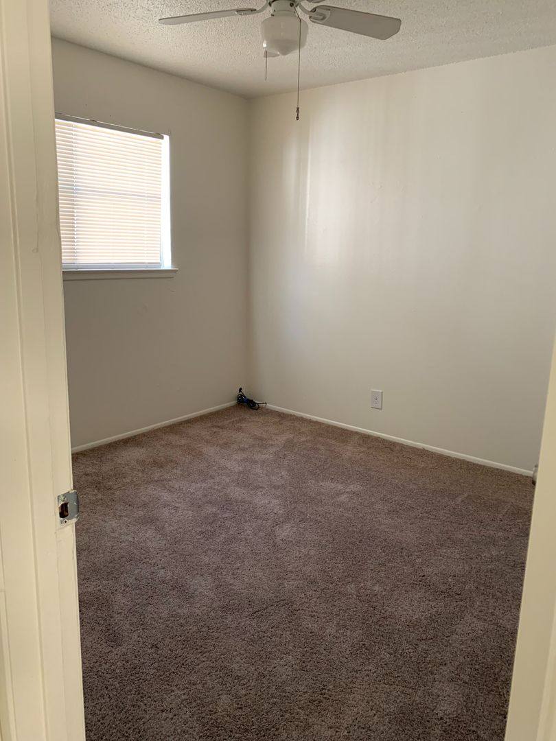 Apartment for rent at 1411-1433 N Palm Ave, Fresno, CA 93728