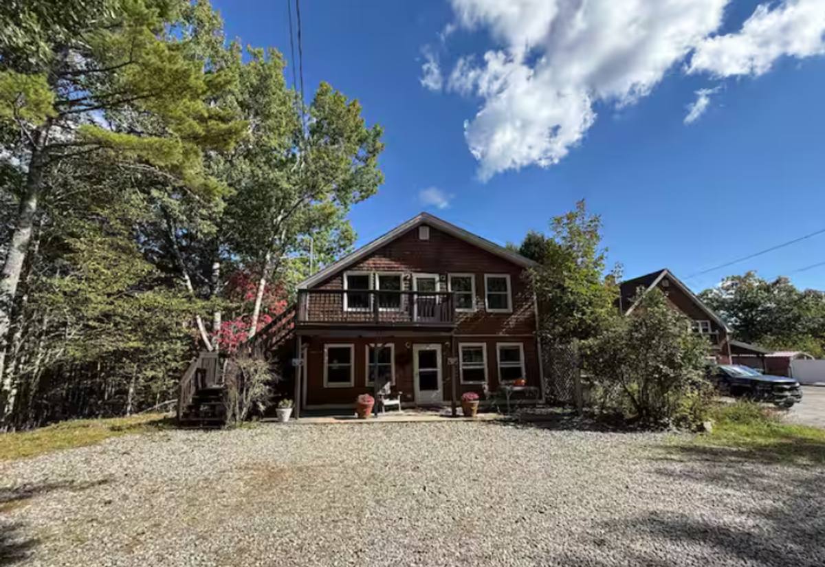 Apartment for rent at 14 Gifford Lane, Bucksport, ME 04416