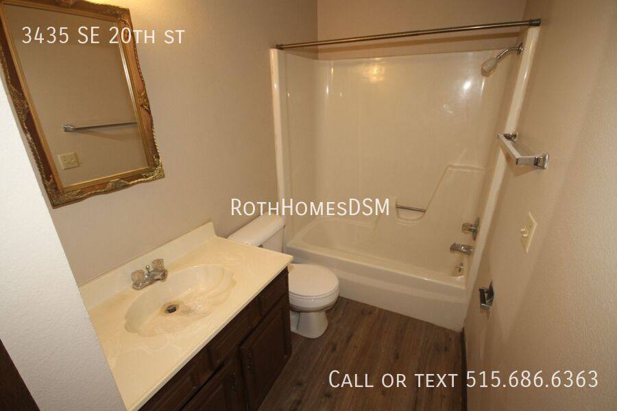 Apartment for rent at 3435 SE 20th St, Des Moines, IA 50320