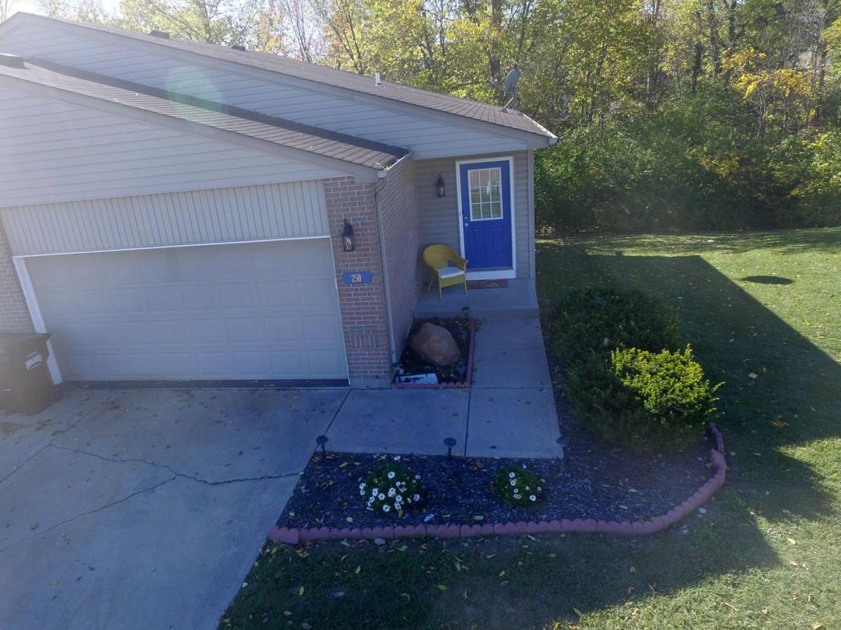 House for rent at 250 Overbrook Court, Monroe, OH 45050