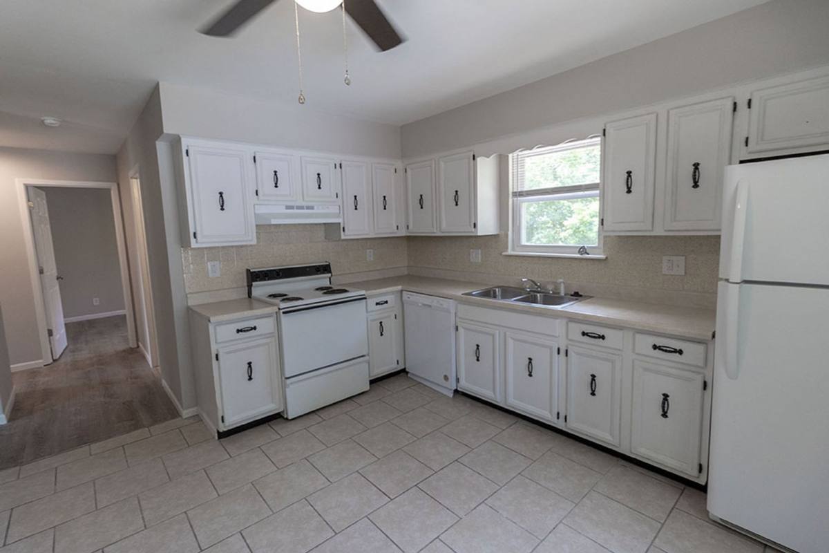 House for rent at 1321 S Roseta Ave, Columbia, MO 65202