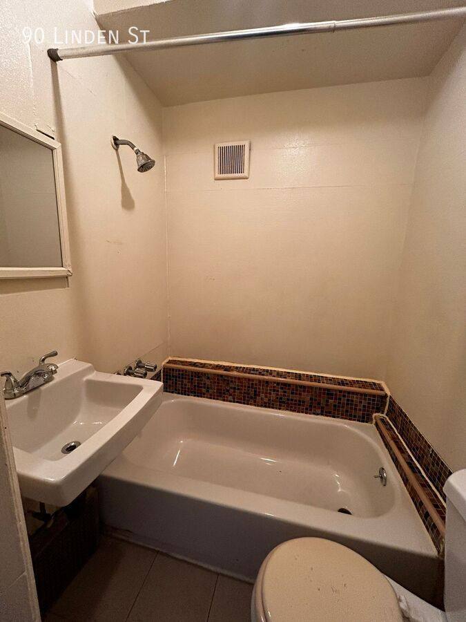 Apartment for rent at 90 Linden St, Yonkers, NY 10701