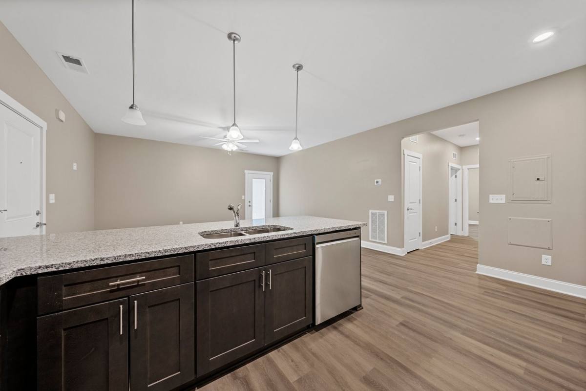 Apartment for rent at 945 Riverbend St, Bowling Green, KY 42104