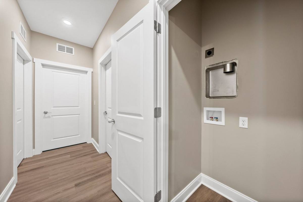 Apartment for rent at 945 Riverbend St, Bowling Green, KY 42104