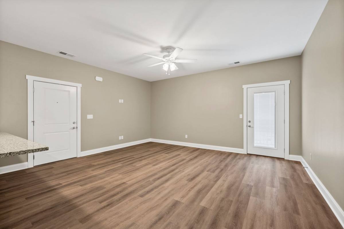 Apartment for rent at 945 Riverbend St, Bowling Green, KY 42104