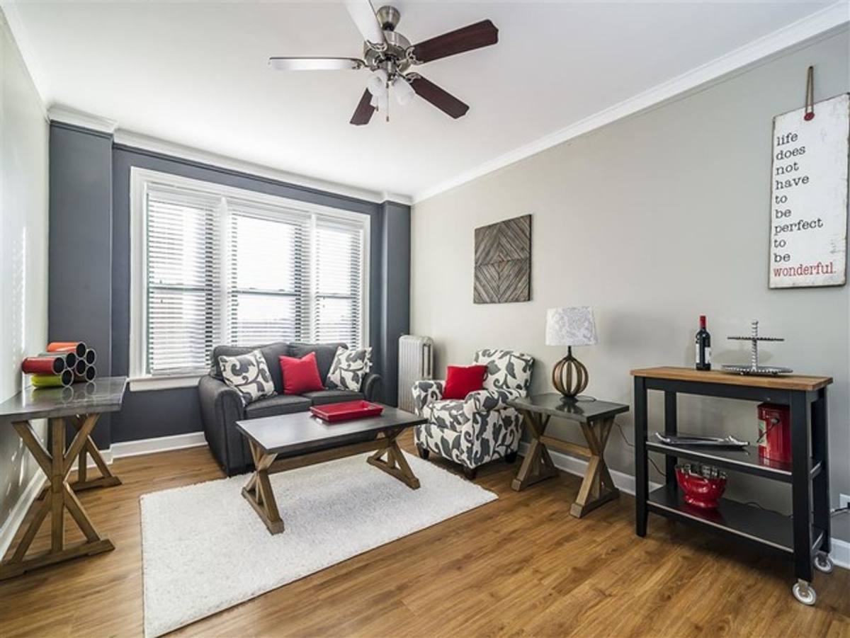 Apartment for rent at 7100 S Shore Dr, Chicago, IL 60649