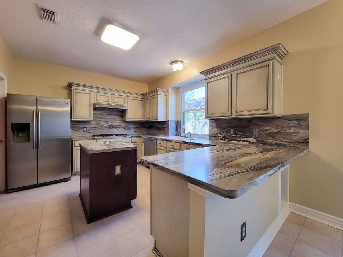 House for rent at 13602 Somersworth Dr, Houston, TX 77041