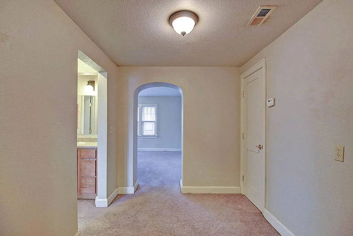 Apartment for rent at 1160 N Emporia Ave, Wichita, KS 67214