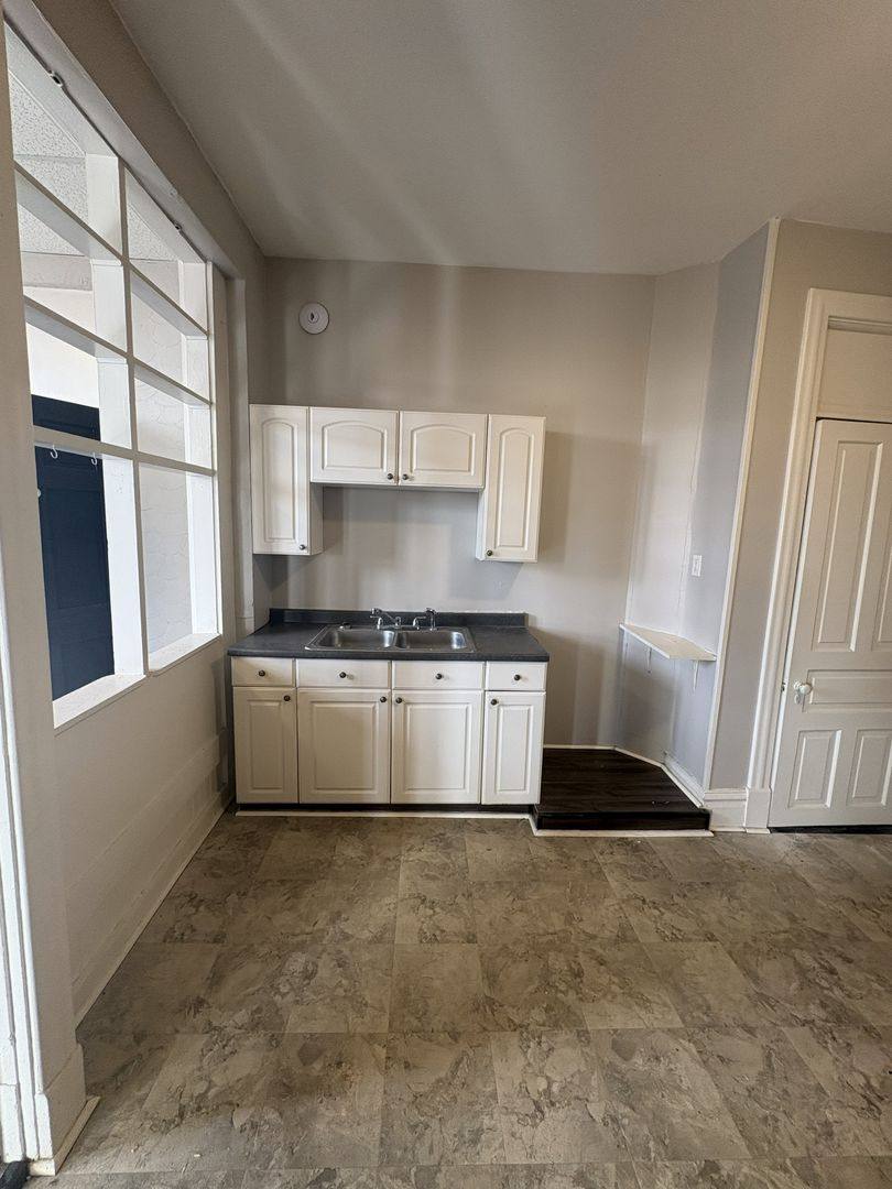 Apartment for rent at 1700 N 2nd St, Harrisburg, PA 17102