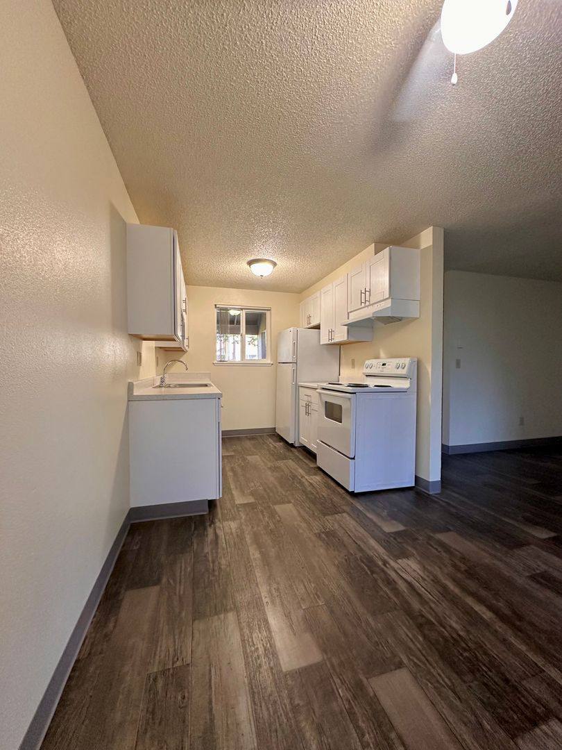 Apartment for rent at 6685 SW Sagert St, Tualatin, OR 97062