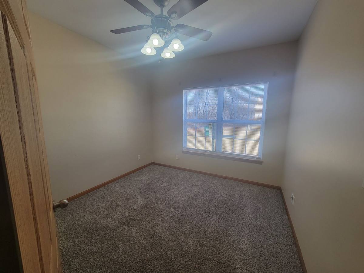 Condo for rent at 3444 W Dorchester Ridge #D, Peoria, IL 61606