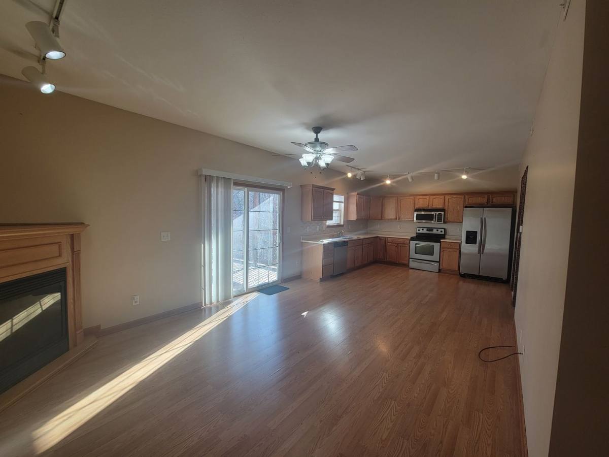 Condo for rent at 3444 W Dorchester Ridge #D, Peoria, IL 61606