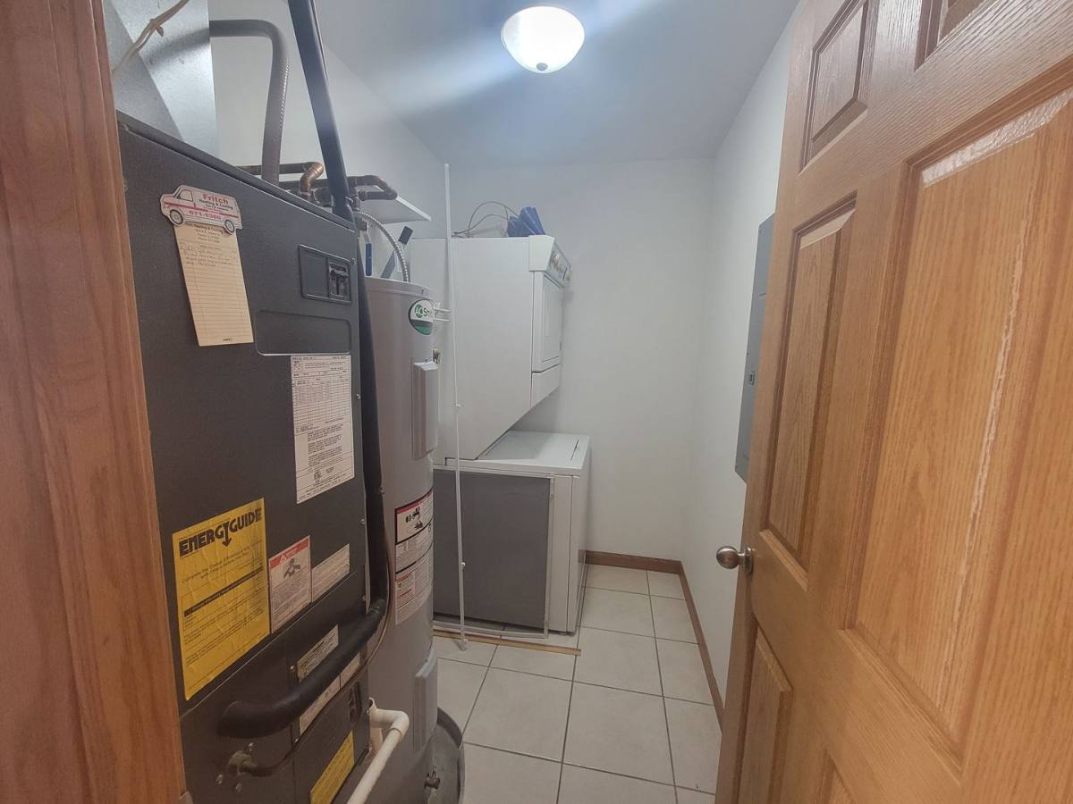 Condo for rent at 3444 W Dorchester Ridge #D, Peoria, IL 61606