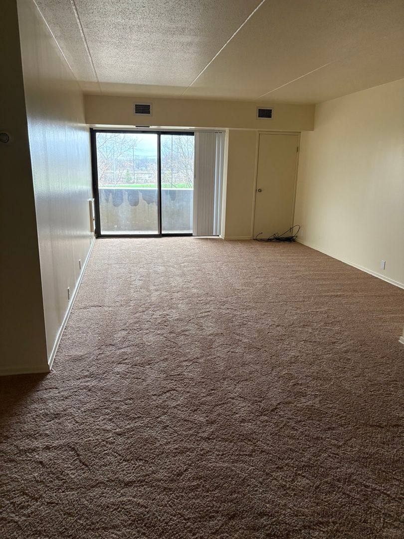 Apartment for rent at 100 Oxford Dr, Monroeville, PA 15146