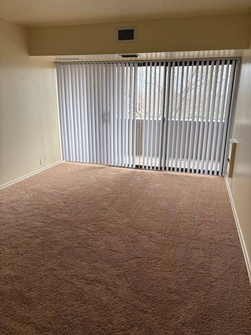 Apartment for rent at 100 Oxford Dr, Monroeville, PA 15146