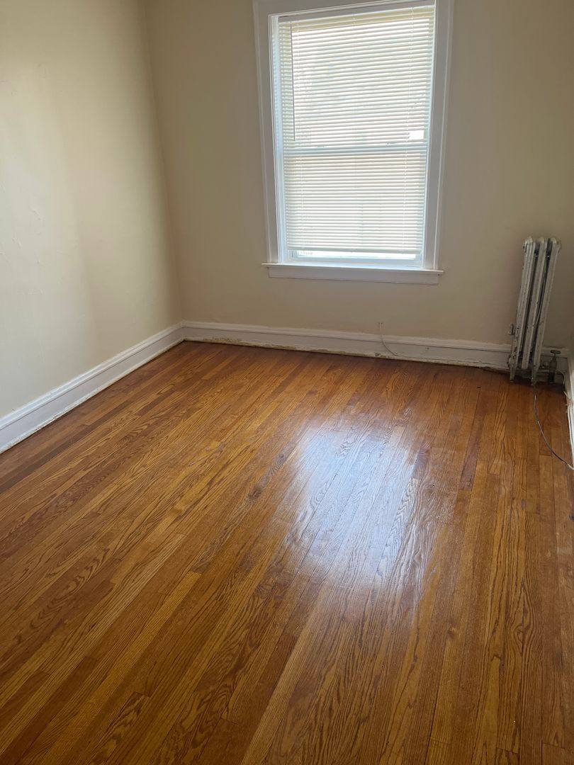 Apartment for rent at 7027-7033 S Indiana Ave, Chicago, IL 60637