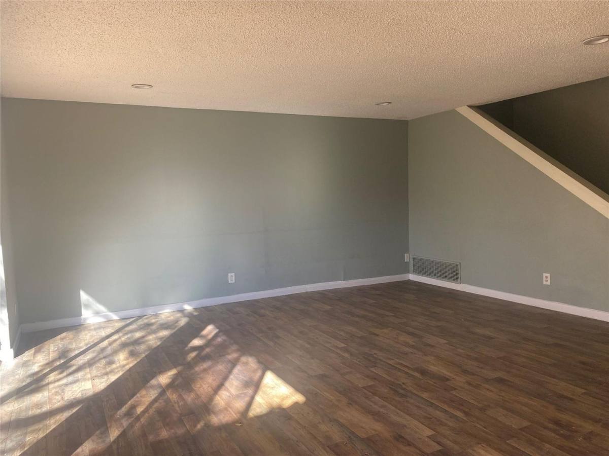 Townhouse for rent at 501 Towne House Lane, Richardson, TX 75081
