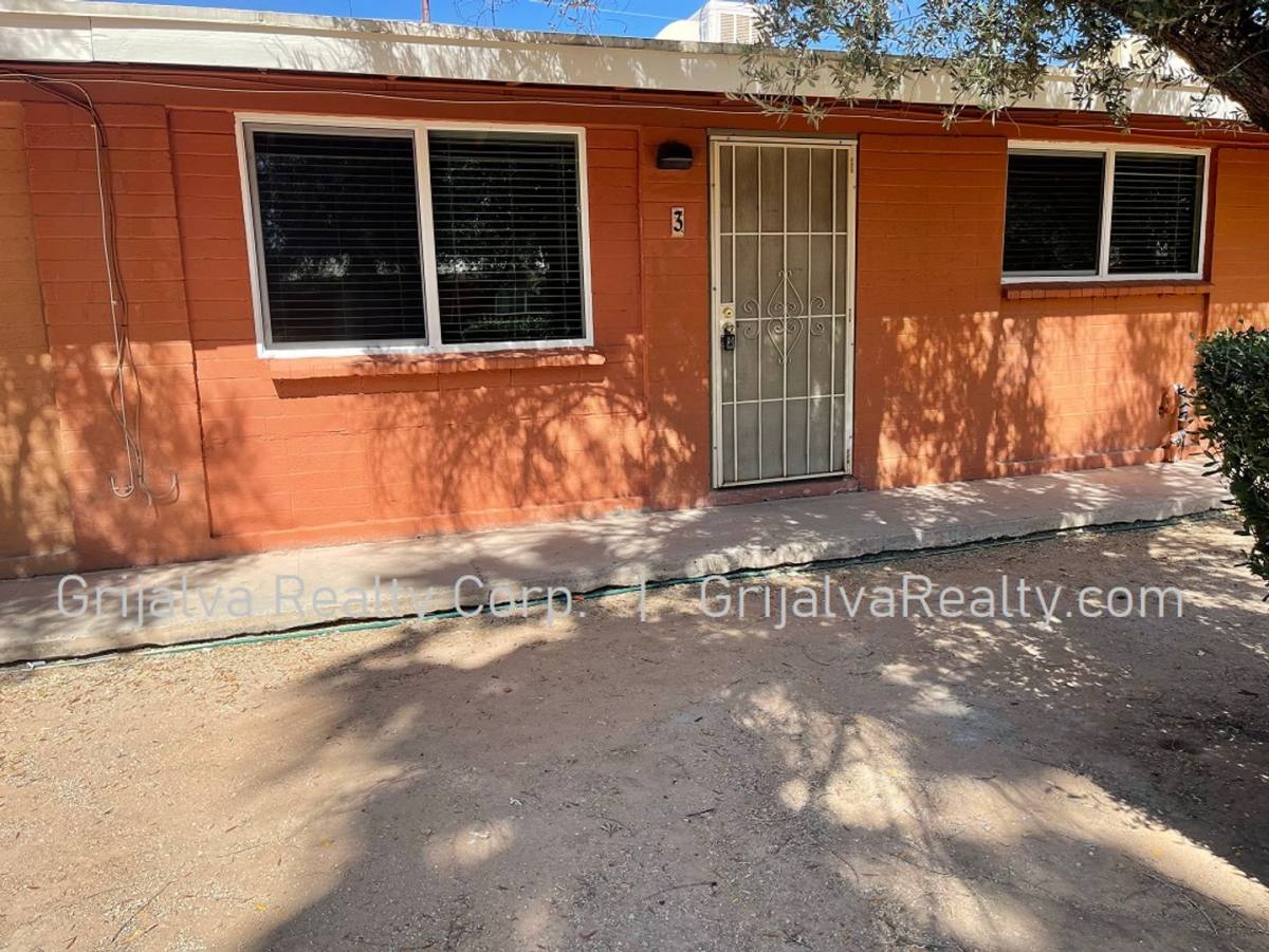 Townhouse for rent at 2920 N Richey, Tucson, AZ 85716