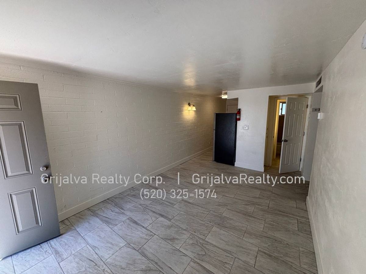 Townhouse for rent at 2920 N Richey, Tucson, AZ 85716