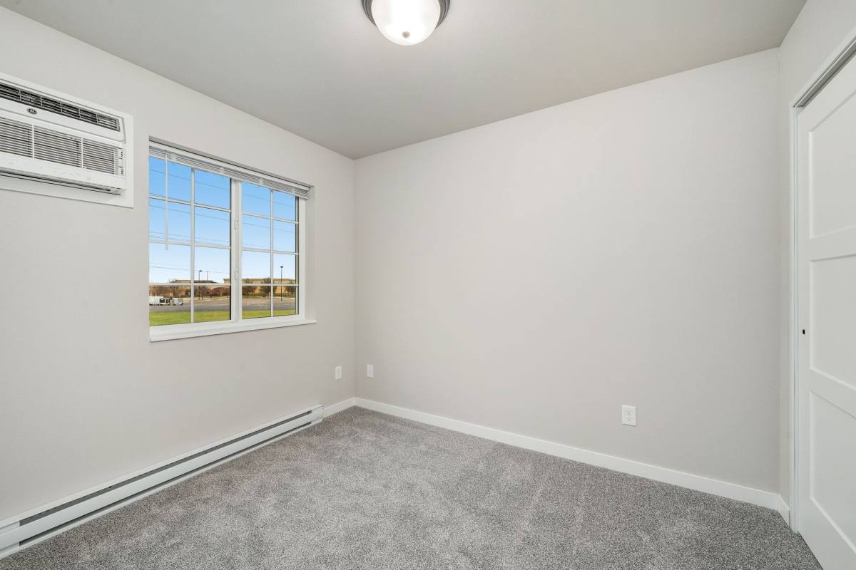 Townhouse for rent at 401 S Cliff Ave, Harrisburg, SD 57032