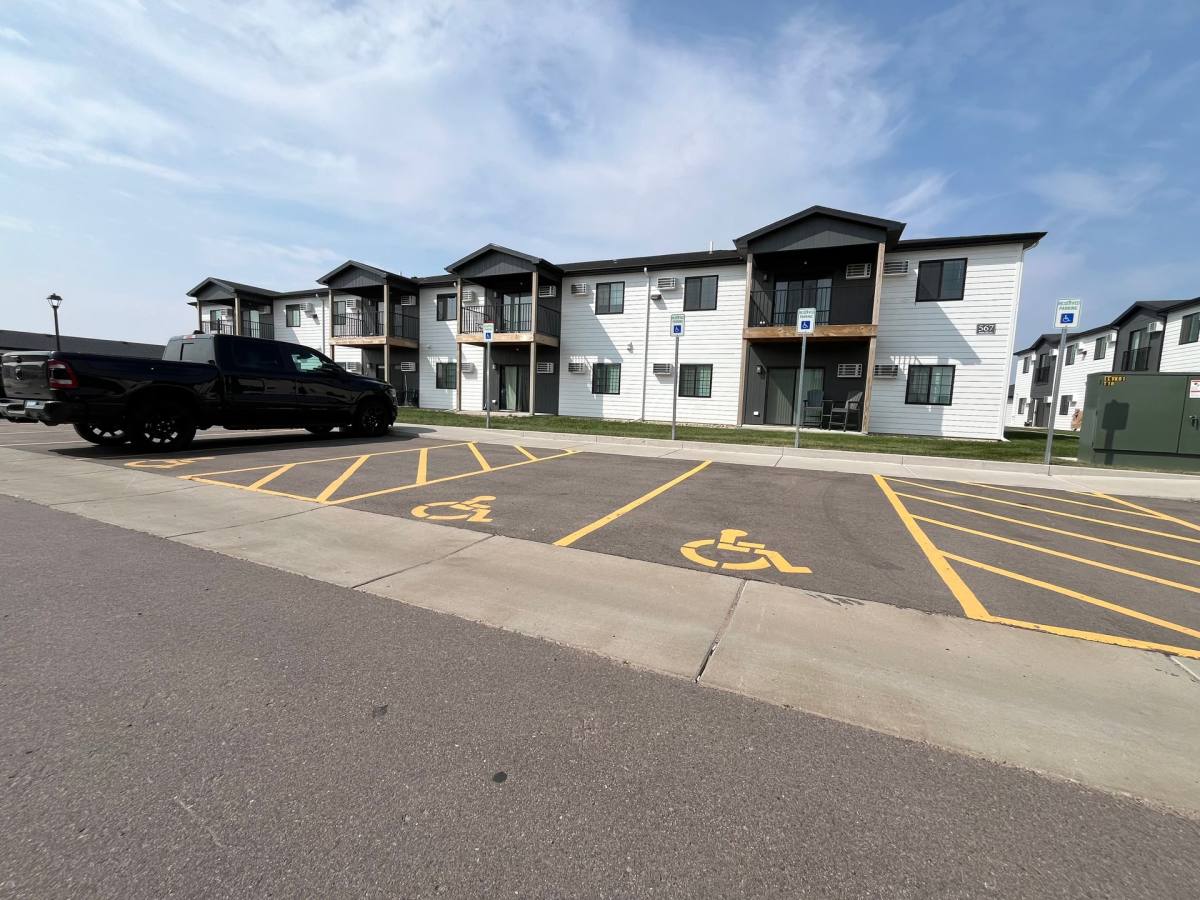 Townhouse for rent at 401 S Cliff Ave, Harrisburg, SD 57032