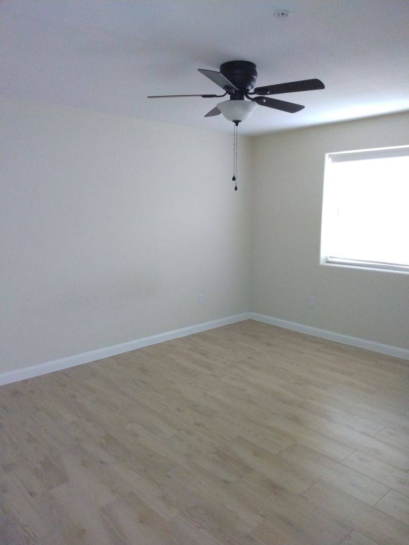 Apartment for rent at 610 Hospital Dr, Weslaco, TX 78596