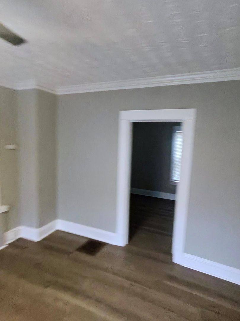Apartment for rent at 10514 Mount Auburn Ave, Cleveland, OH 44104