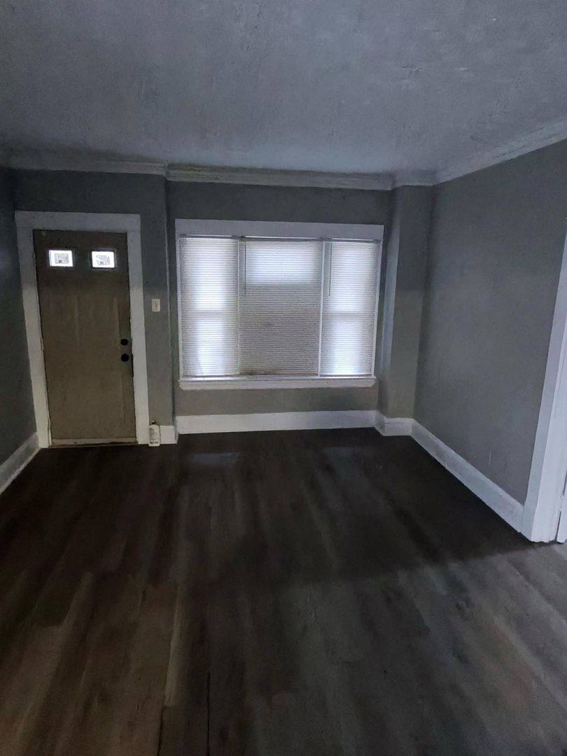 Apartment for rent at 10514 Mount Auburn Ave, Cleveland, OH 44104